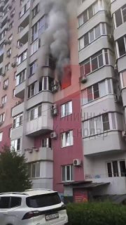 Пожар в жилом доме: вовремя сработали службы спасения