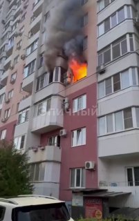 Пожар в краснодарской многоэтажке: Огненное ЧП на улице Покрышкина