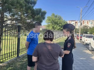 Подростка оштрафовали за езду на самокате по пешеходному переходу