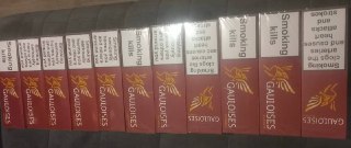 Таможня Абхазии остановила мужчину с 11 блоками контрабандных сигарет