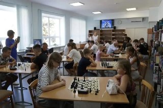 Шахматный Турнир в Приморско-Ахтарске: Мастера и Новички Встретились