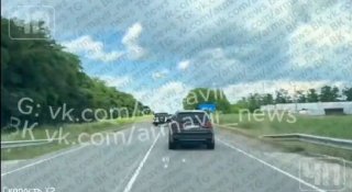 Госавтоинспекторы разыскивают нарушителей ПДД на трассе