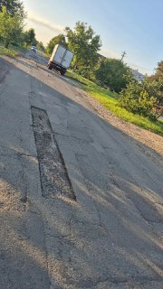 Качество дорожного покрытия вызывает опасения на улице Луценко